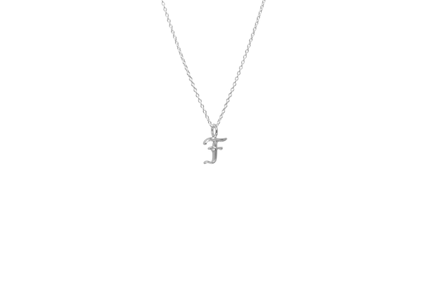 IX Studios - F Letter Charm sølv 